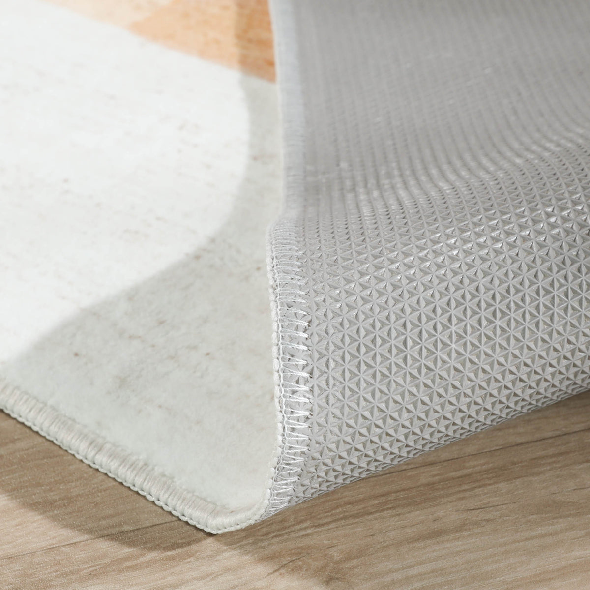 Children’s bedroom rug – Pip Stripes Beige