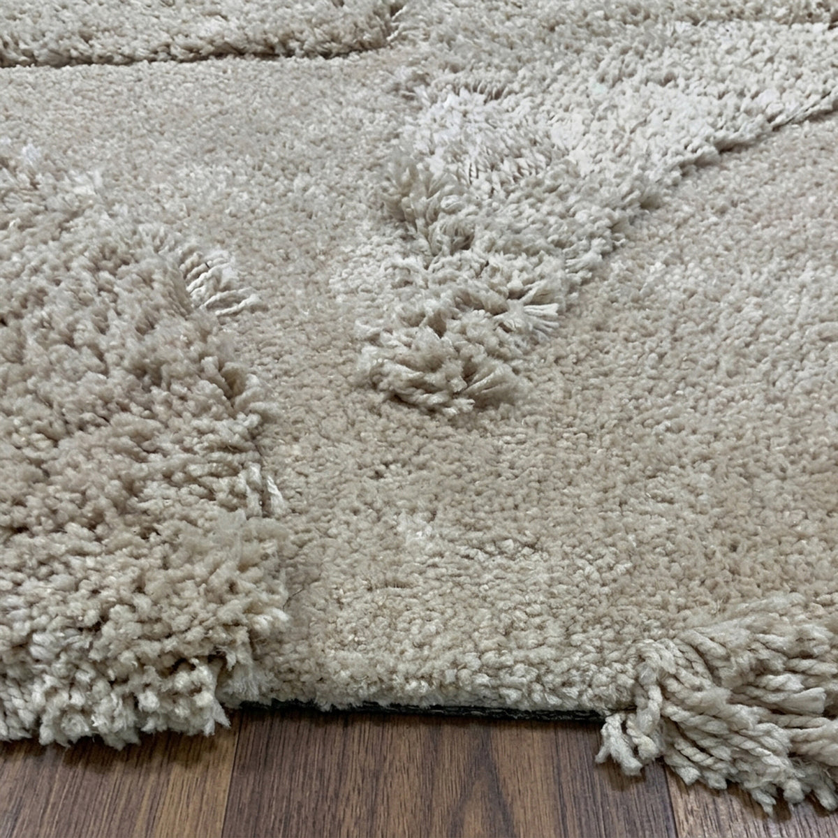 Organic rug - Odette Curves Taupe