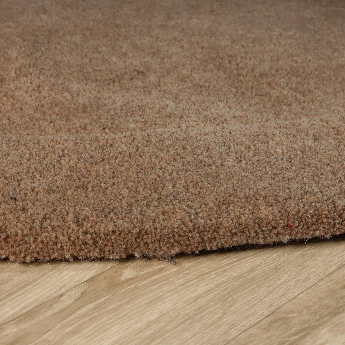 Organic rug - Isara Border Brown