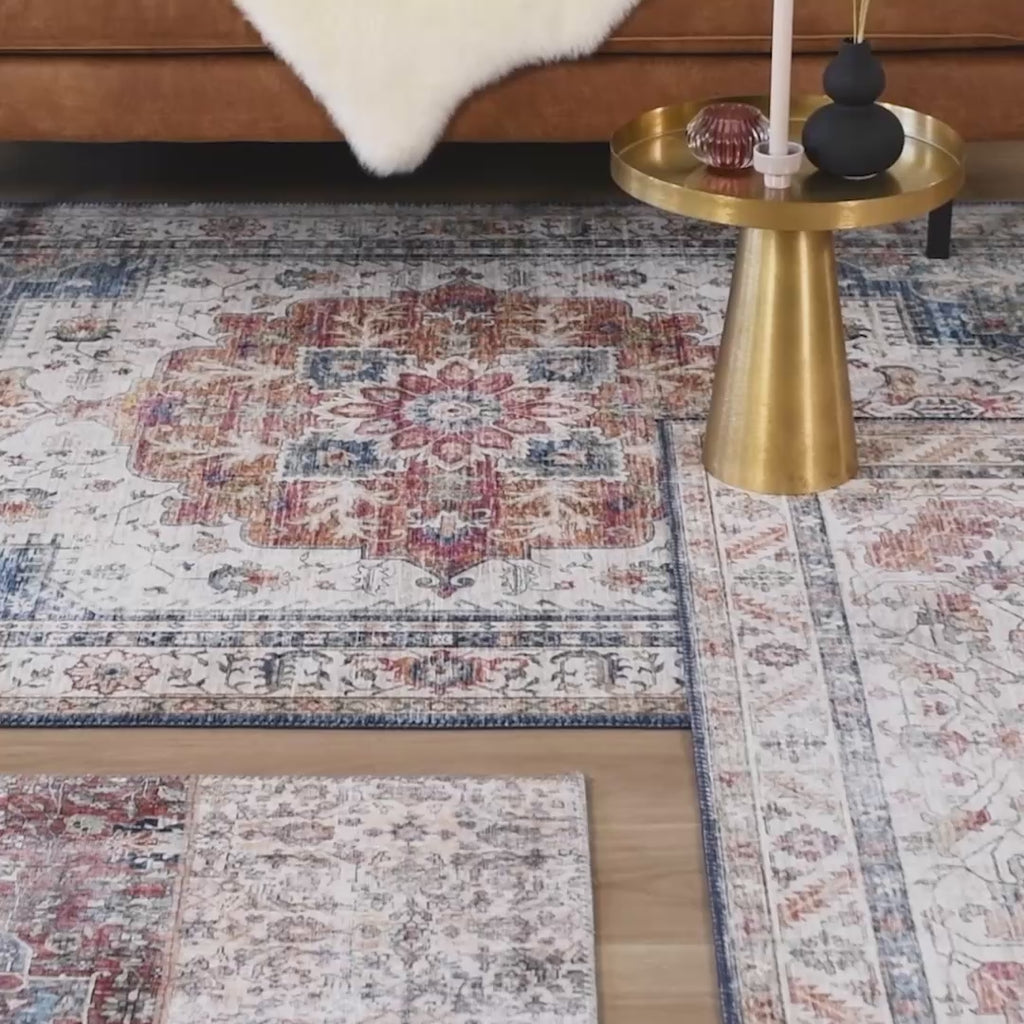 Round Vintage Rug - Azara Light Blue